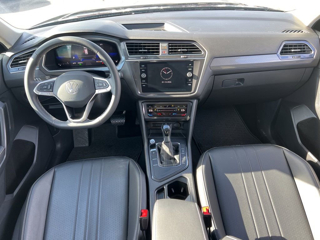 Used 2022 Volkswagen Tiguan SE image 25