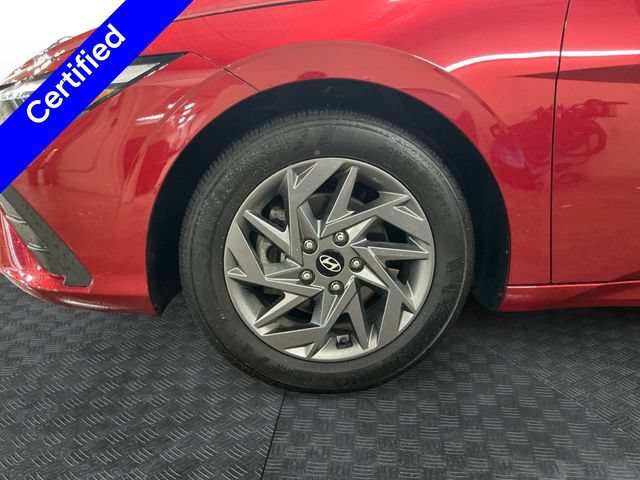 Certified 2024 Hyundai Elantra SEL FWD image 15