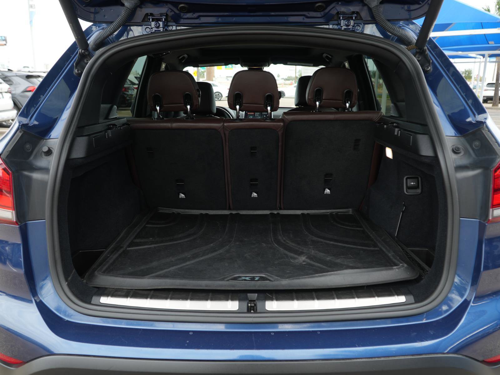 Used 2021 BMW X1 sDrive28i w/ Premium Package image 8