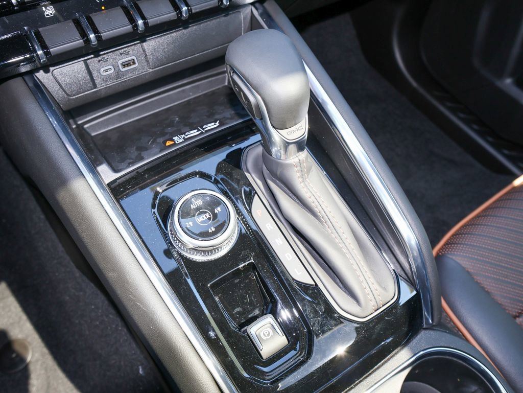 New 2026 GMC Canyon AT4 w/ Technology Plus Package image 24