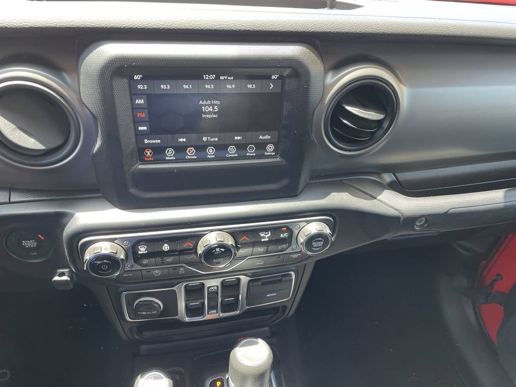 Used 2023 Jeep Gladiator Sport AWD/4WD image 18
