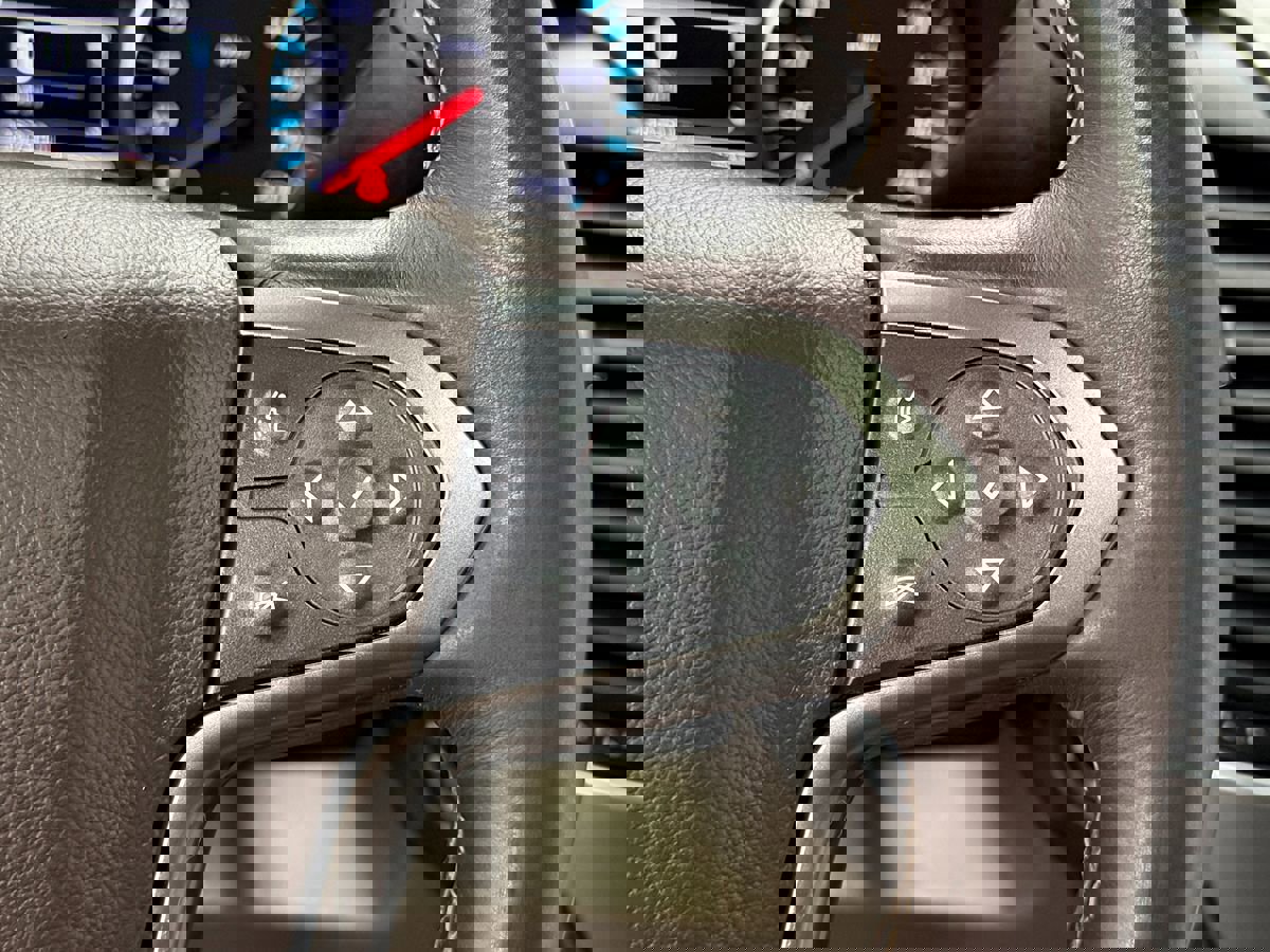 Used 2016 Chevrolet Suburban LTZ image 19