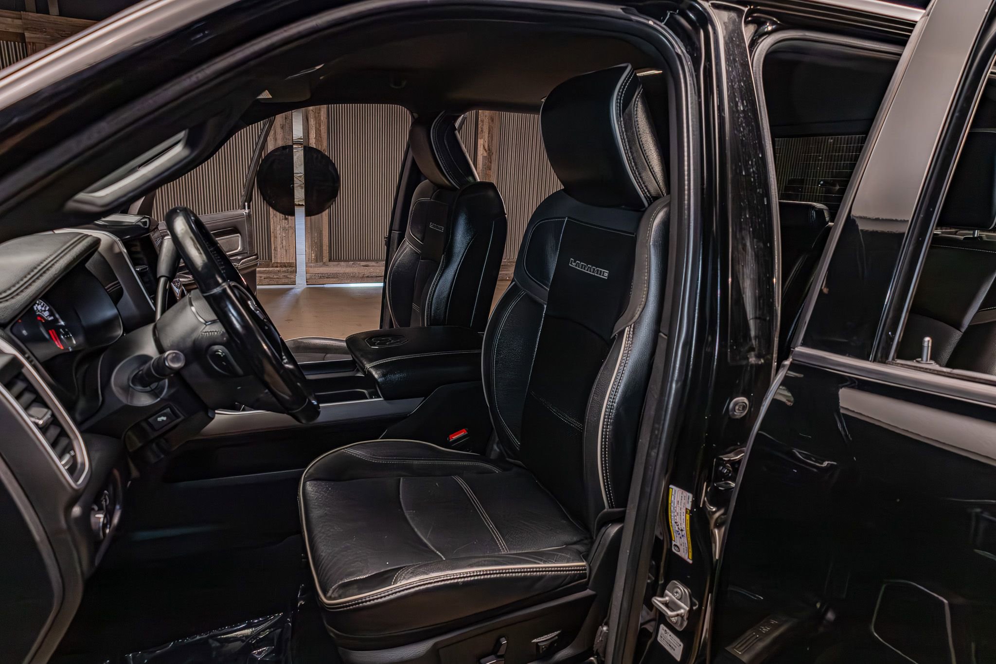 Used 2020 RAM 2500 Laramie image 19