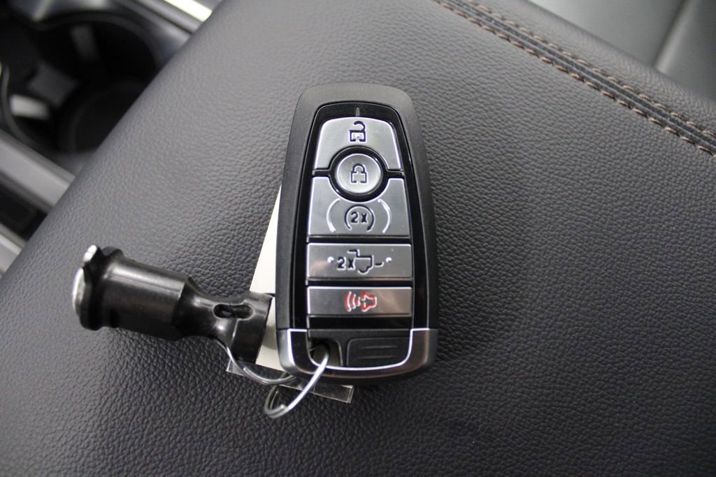 New 2025 Ford F150 Lariat w/ Equipment Group 502A High image 57