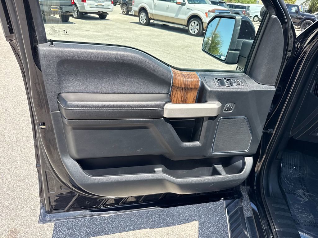 Used 2020 Ford F150 Lariat RWD image 13