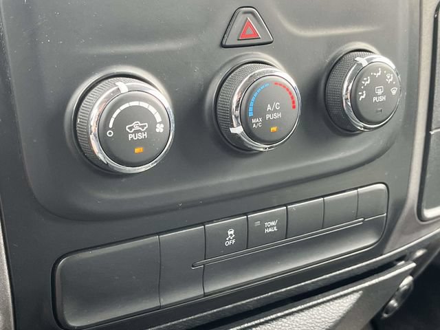 Used 2017 RAM 1500 Express w/ Express Value Package RWD image 30