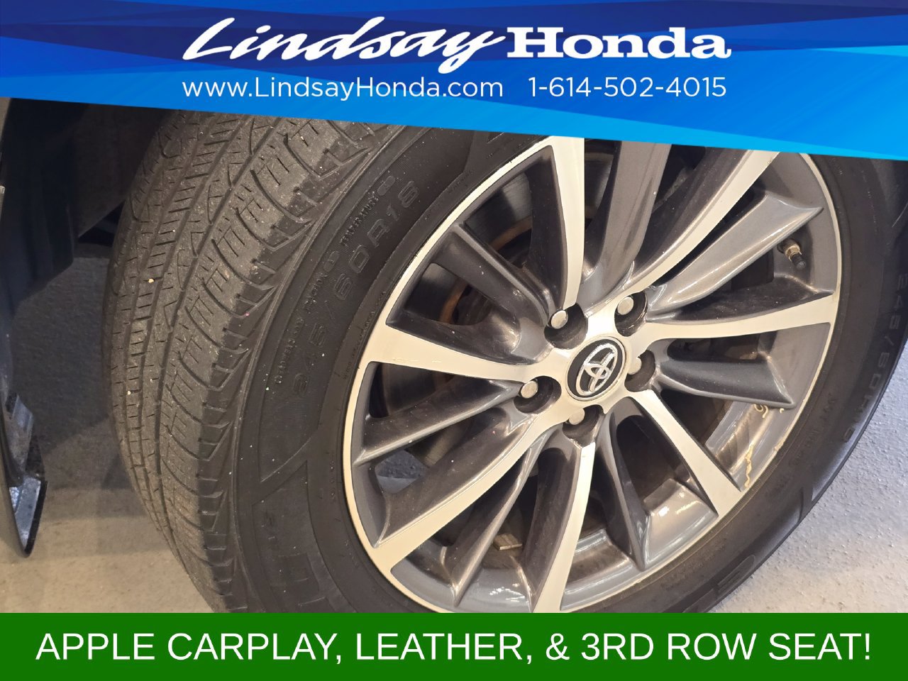 Used 2019 Toyota Highlander XLE AWD/4WD image 25