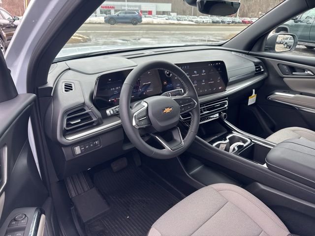 New 2026 Chevrolet Traverse LT w/ Driver Confidence Package AWD/4WD image 7