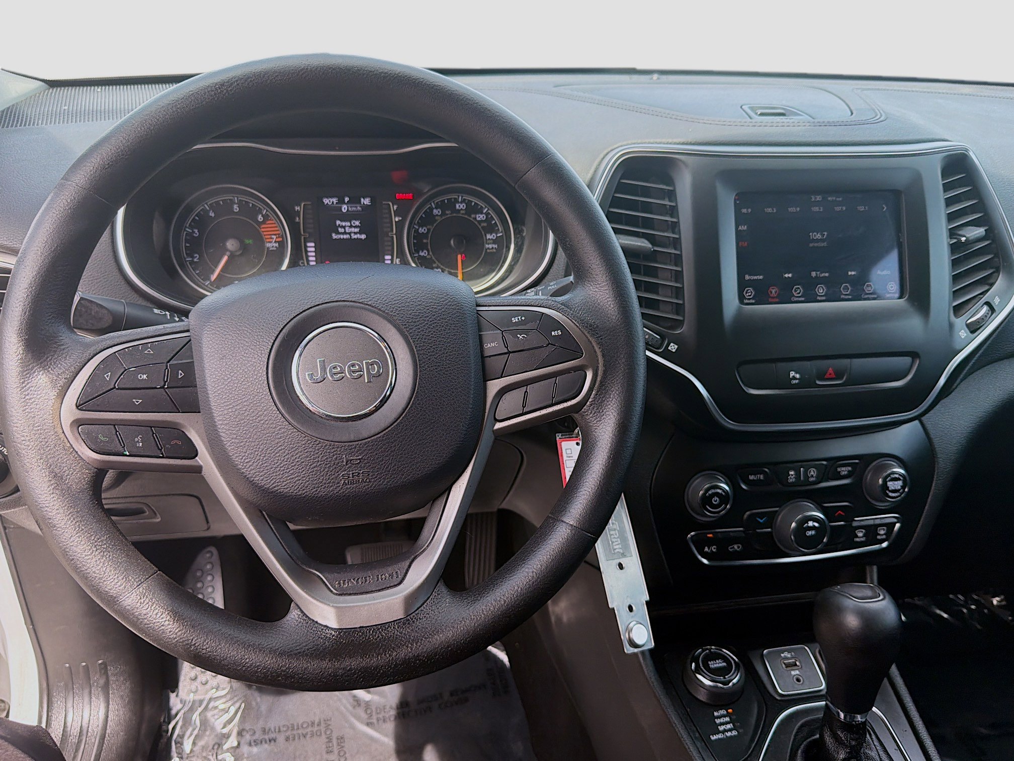 Used 2019 Jeep Cherokee Latitude w/ Popular Appearance Group AWD/4WD image 8