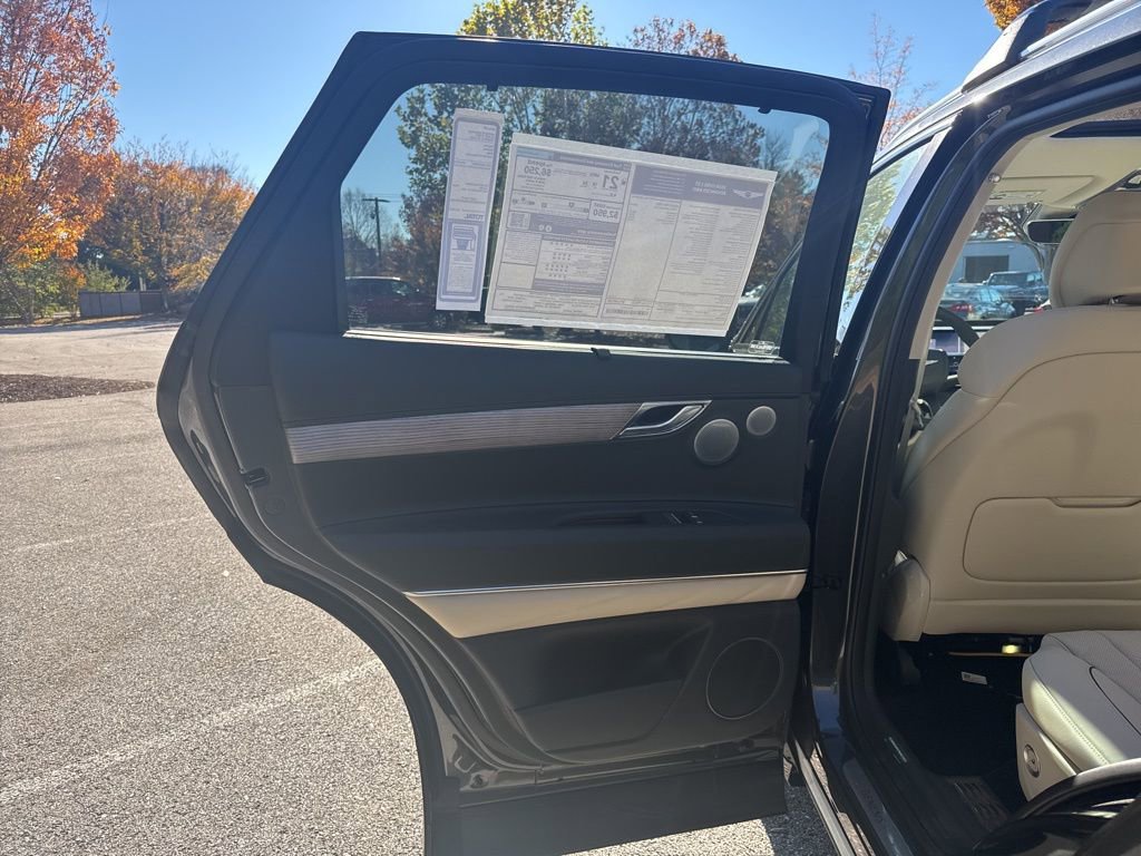 New 2026 Genesis GV80 2.5T Advanced image 23