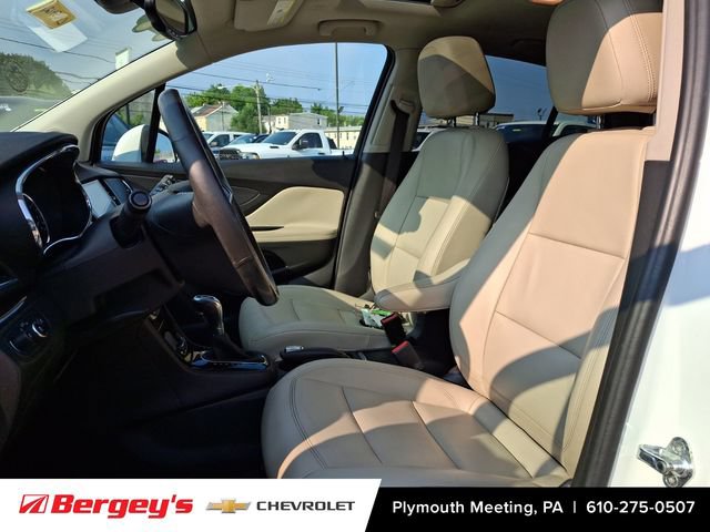 Used 2017 Buick Encore Essence AWD/4WD image 16