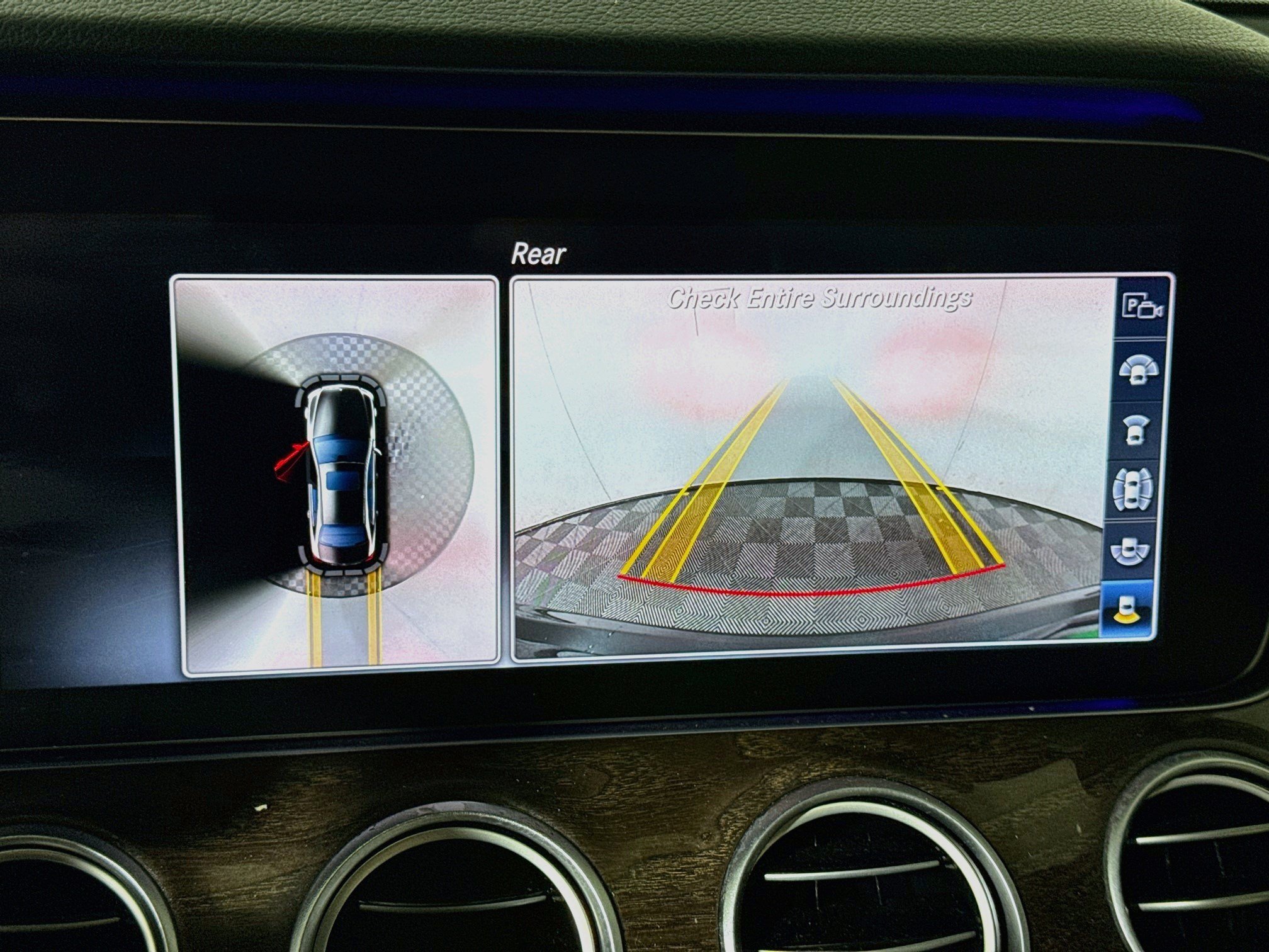 Used 2019 Mercedes-Benz E 300 w/ Premium 1 Package image 19