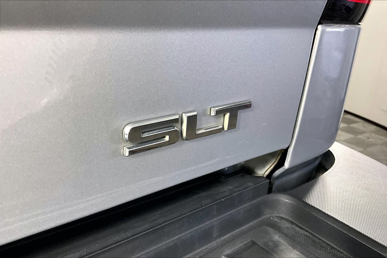 Used 2015 GMC Sierra 2500 SLT AWD/4WD image 10