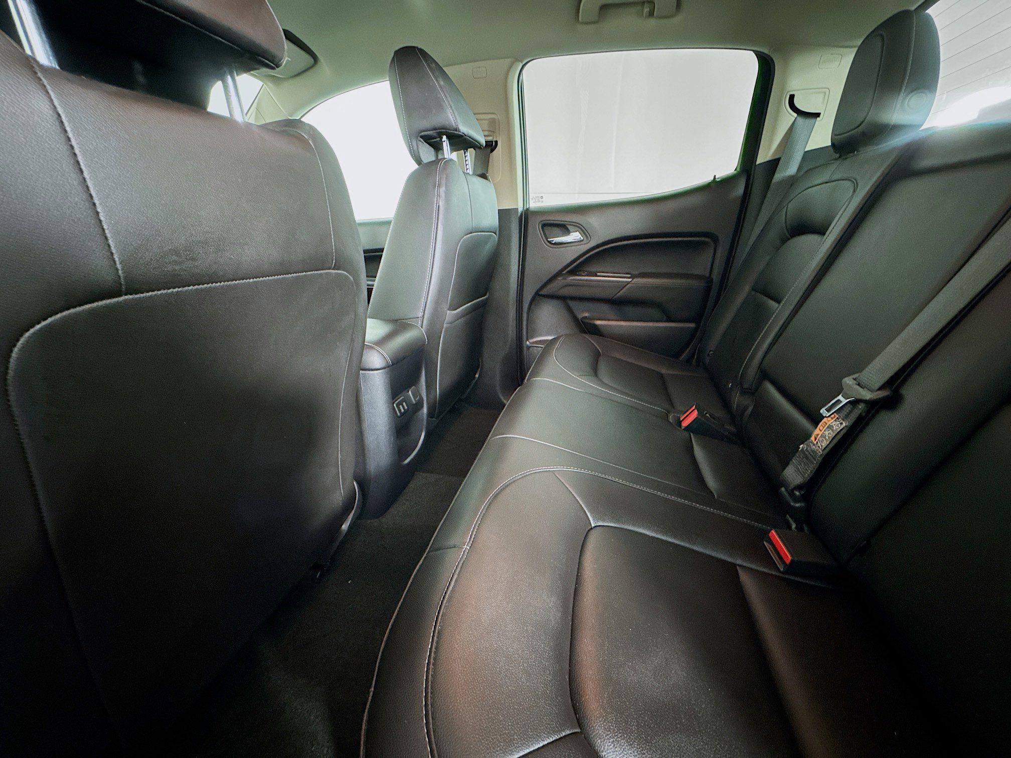 Used 2018 GMC Canyon SLT image 23