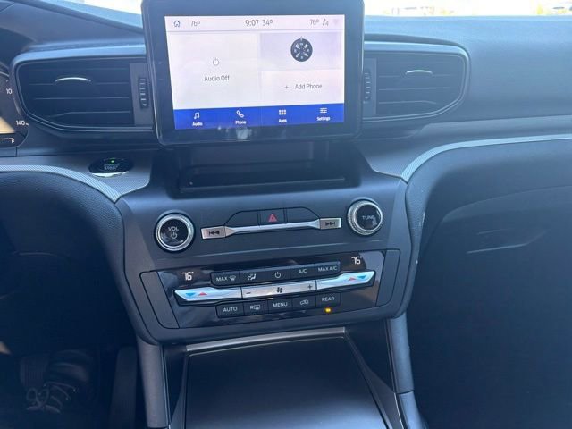 Used 2020 Ford Explorer XLT image 14