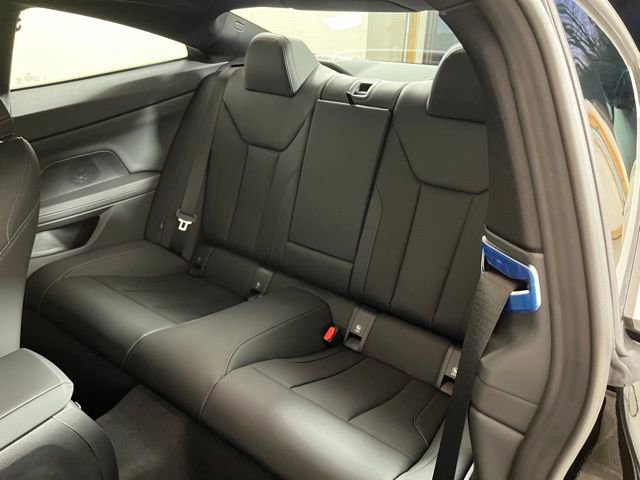 Used 2025 BMW 430i xDrive Coupe w/ Convenience Package image 19