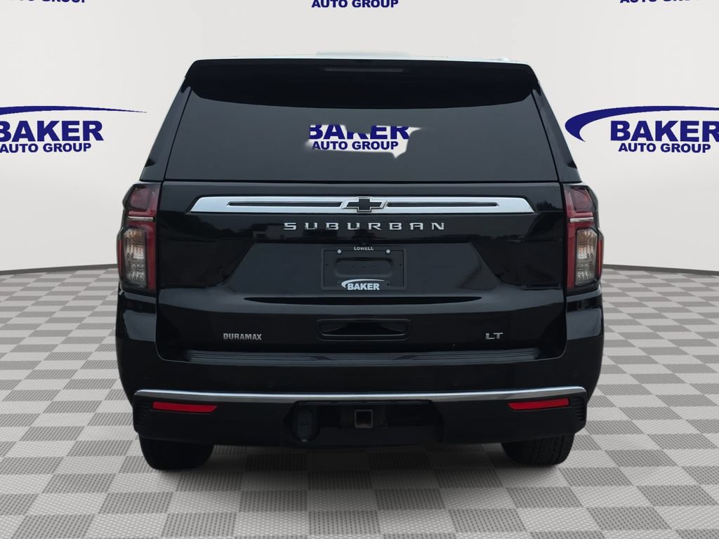 Used 2022 Chevrolet Suburban LT w/ Luxury Package AWD/4WD image 6