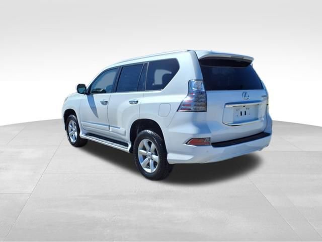 Used 2017 Lexus GX 460 w/ Navigation Package AWD/4WD image 6