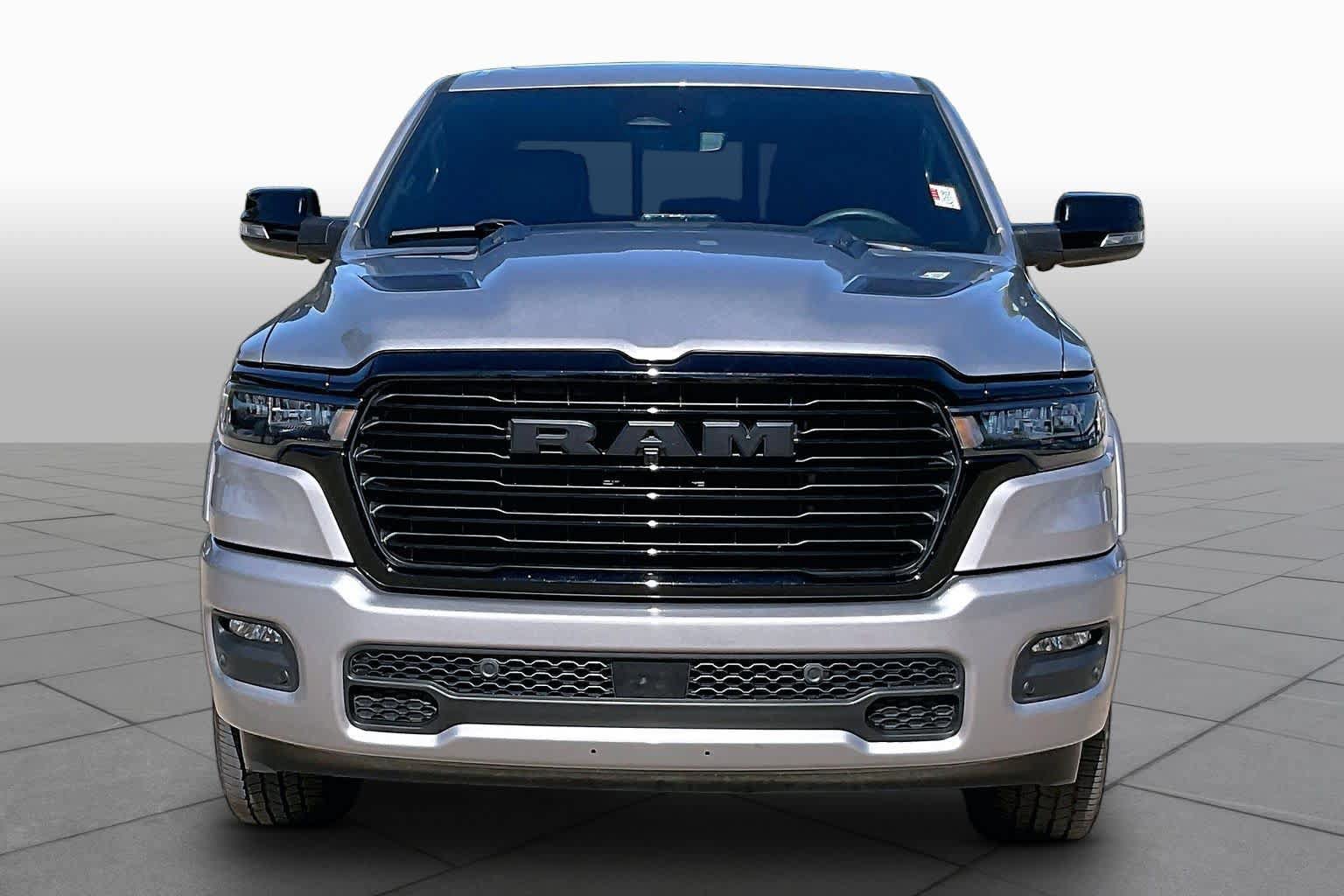 Used 2025 RAM 1500 Laramie w/ Night Edition AWD/4WD image 4