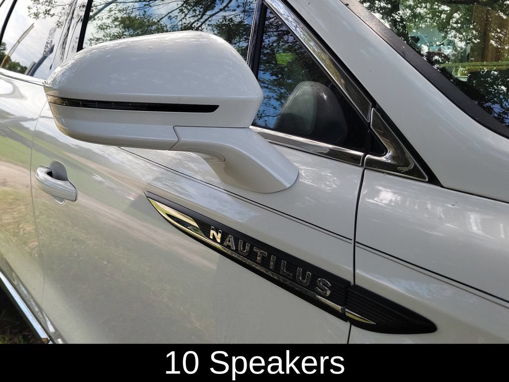 Used 2023 Lincoln Nautilus Reserve FWD image 11