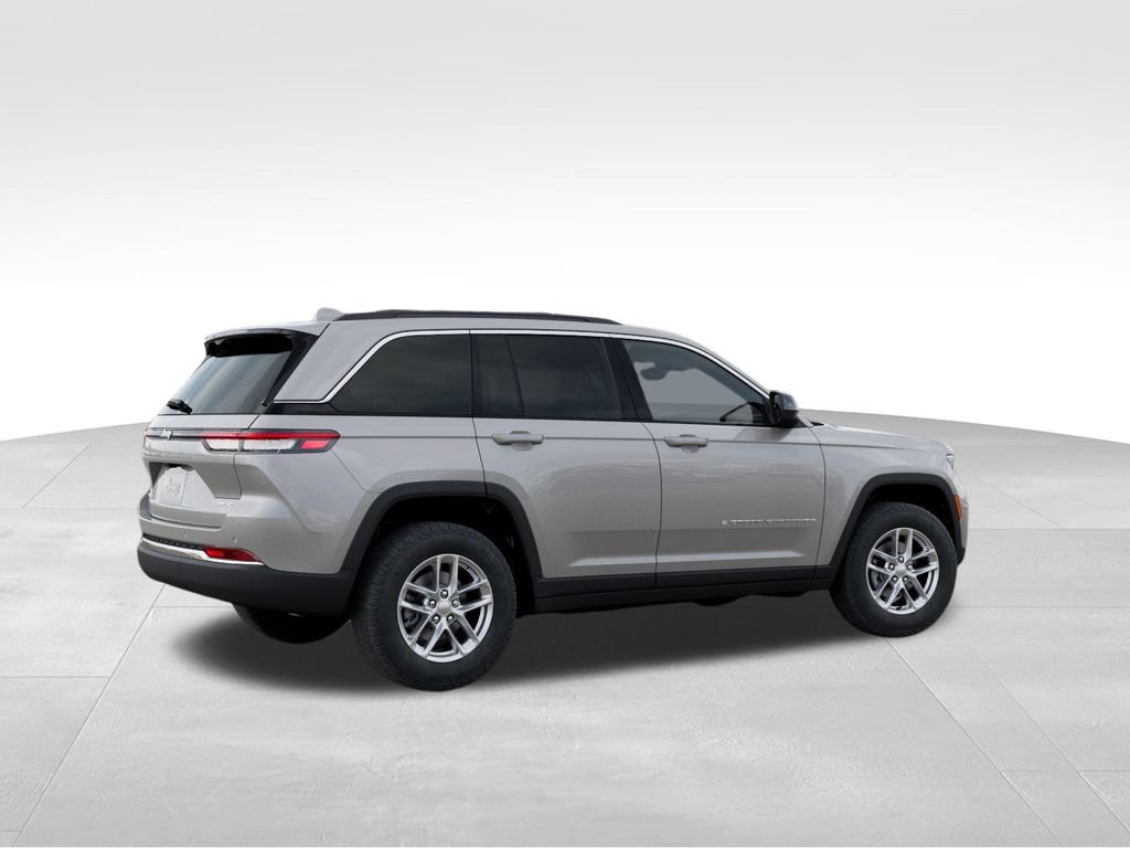 New 2026 Jeep Grand Cherokee Laredo X AWD/4WD image 5