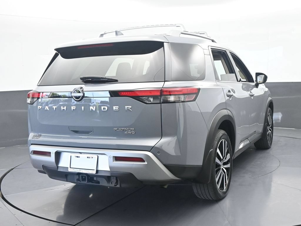 Used 2024 Nissan Pathfinder Platinum AWD/4WD image 5