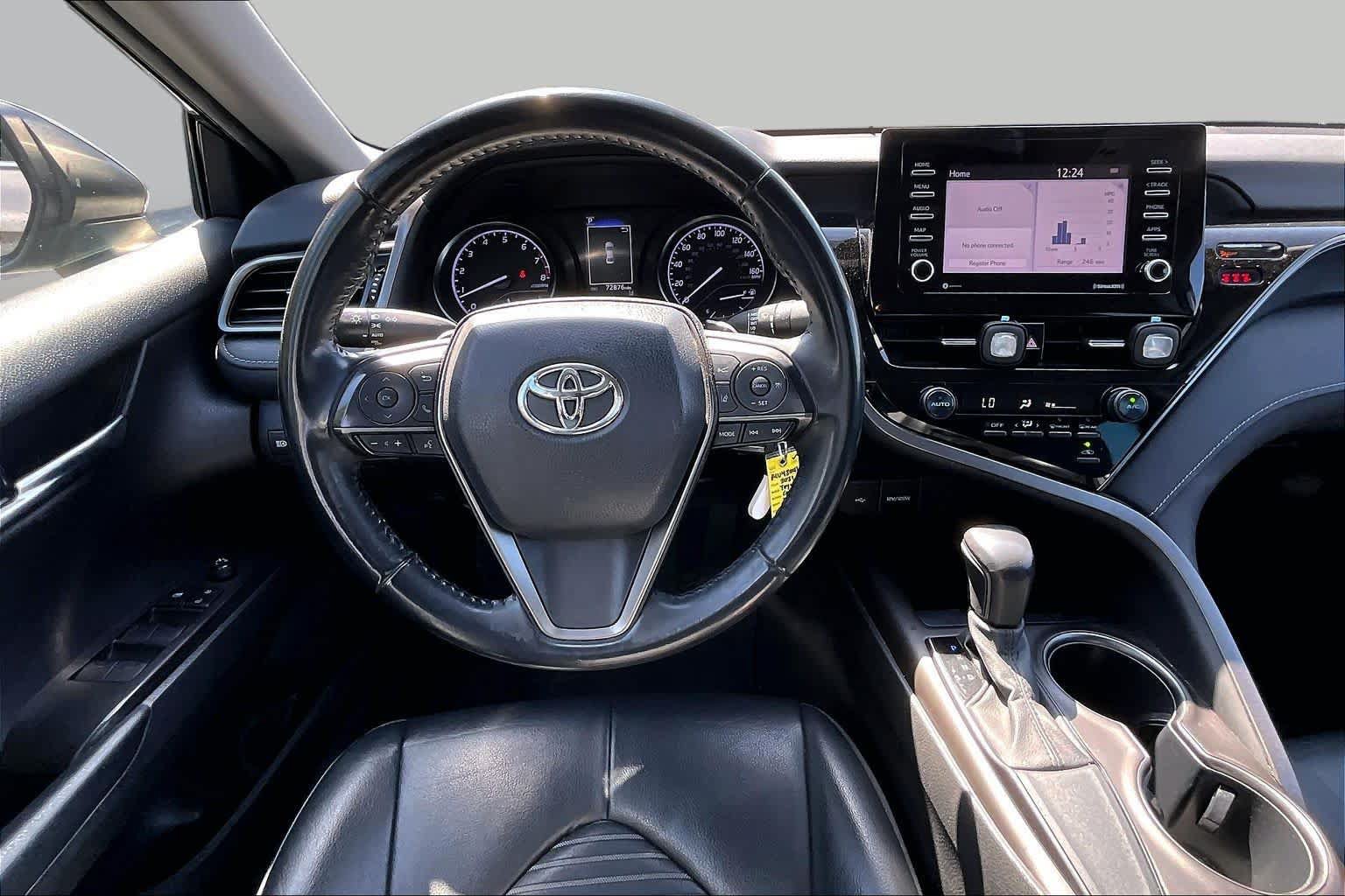 Used 2021 Toyota Camry SE FWD image 5