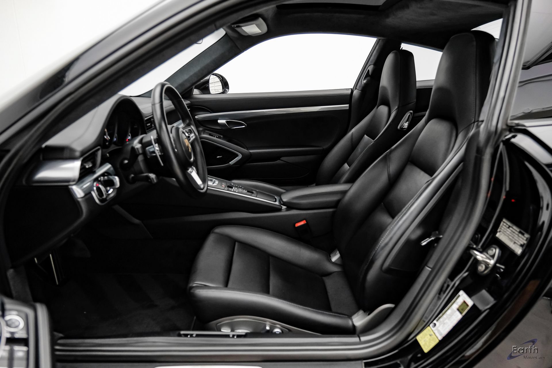 Used 2017 Porsche 911 Turbo AWD/4WD image 36