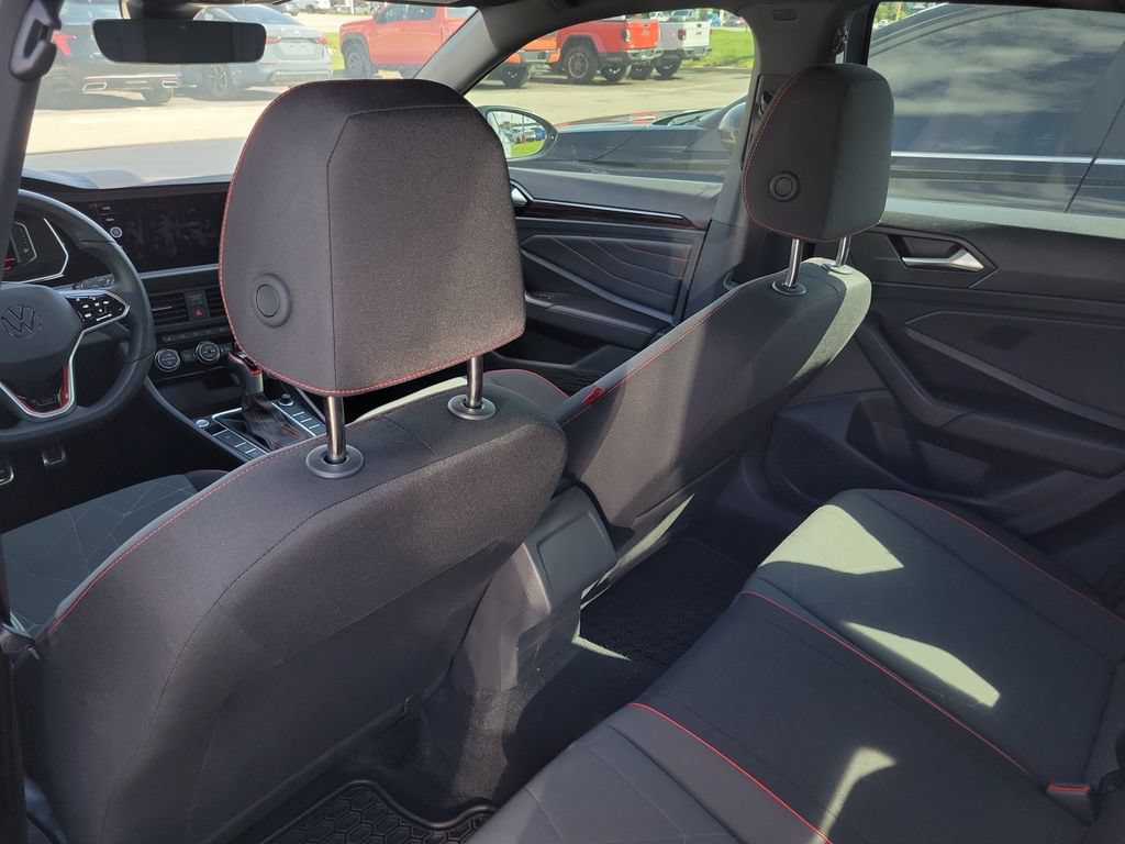 Used 2024 Volkswagen Jetta GLI 40th Anniversary Edition FWD image 28