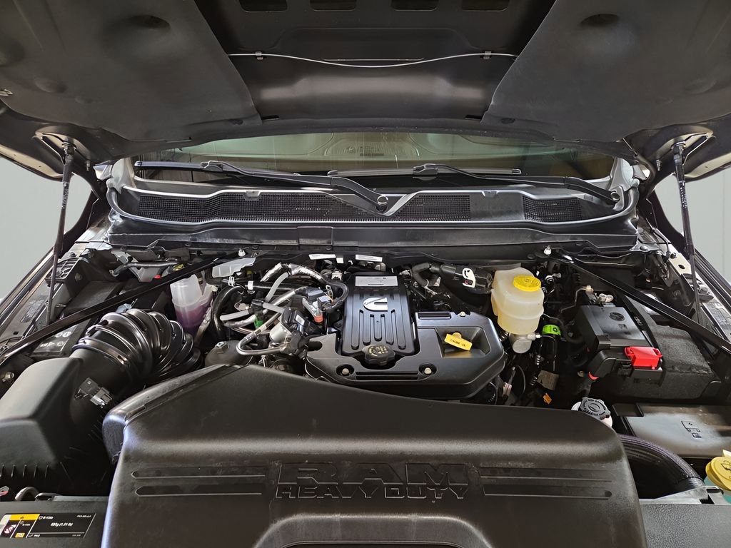 New 2026 RAM 2500 Limited AWD/4WD image 21