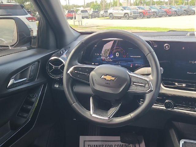 Used 2026 Chevrolet Equinox LT FWD image 12