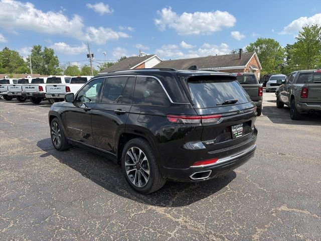 Used 2022 Jeep Grand Cherokee Overland AWD/4WD image 5