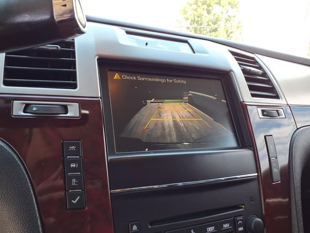 Used 2012 Cadillac Escalade EXT Luxury AWD/4WD image 14