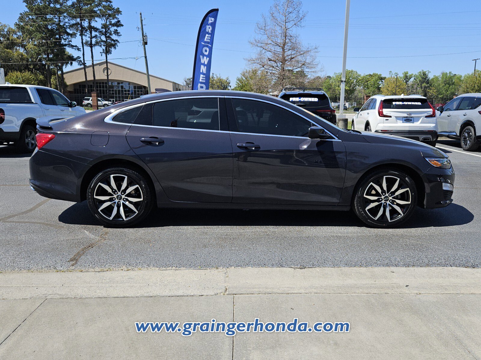 Used 2025 Chevrolet Malibu RS image 6