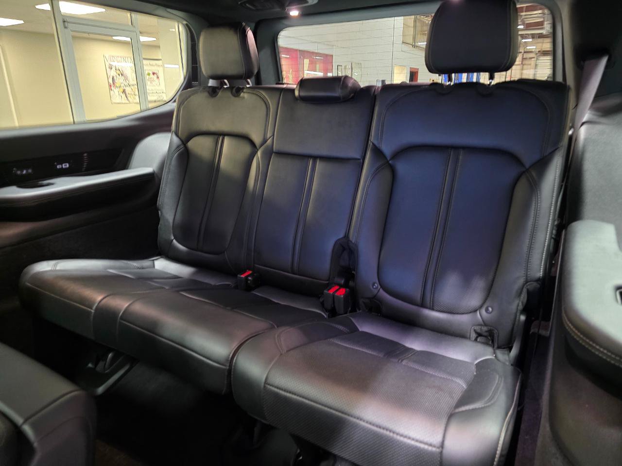 Used 2022 Jeep Grand Wagoneer Series I AWD/4WD image 26