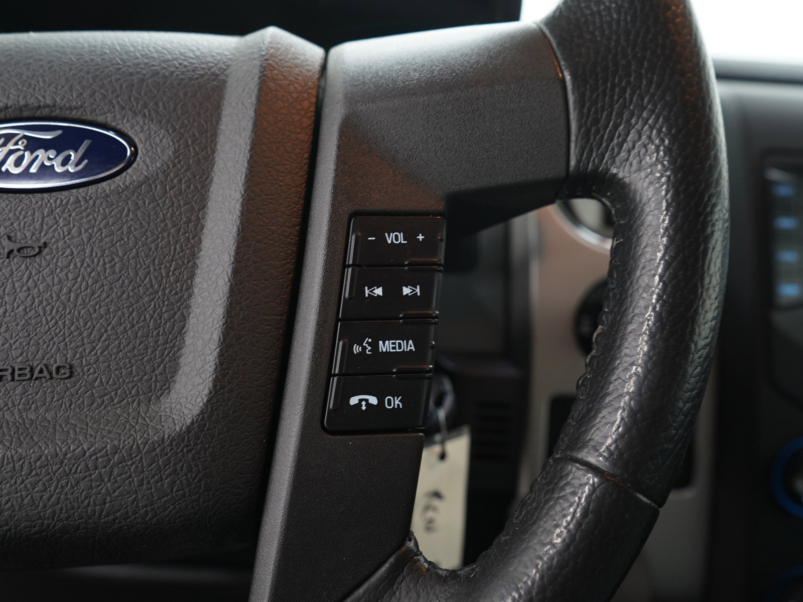 Used 2013 Ford F150 XLT w/ XLT Chrome Pkg AWD/4WD image 28