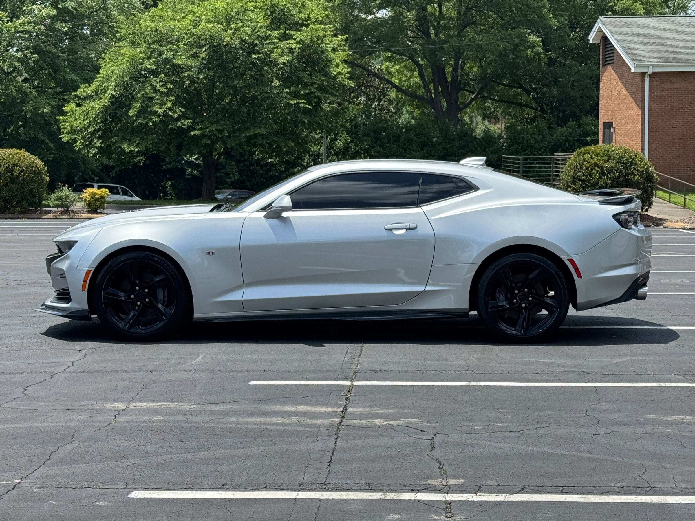 Used 2019 Chevrolet Camaro SS image 2