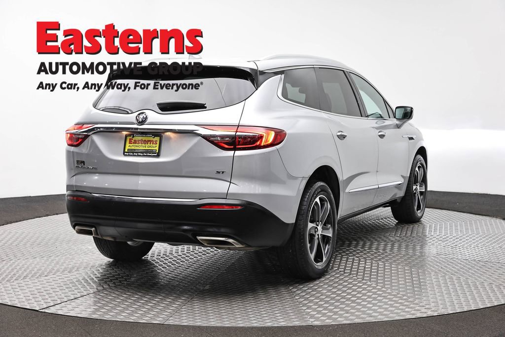Used 2021 Buick Enclave Essence w/ Sport Touring Edition FWD image 5
