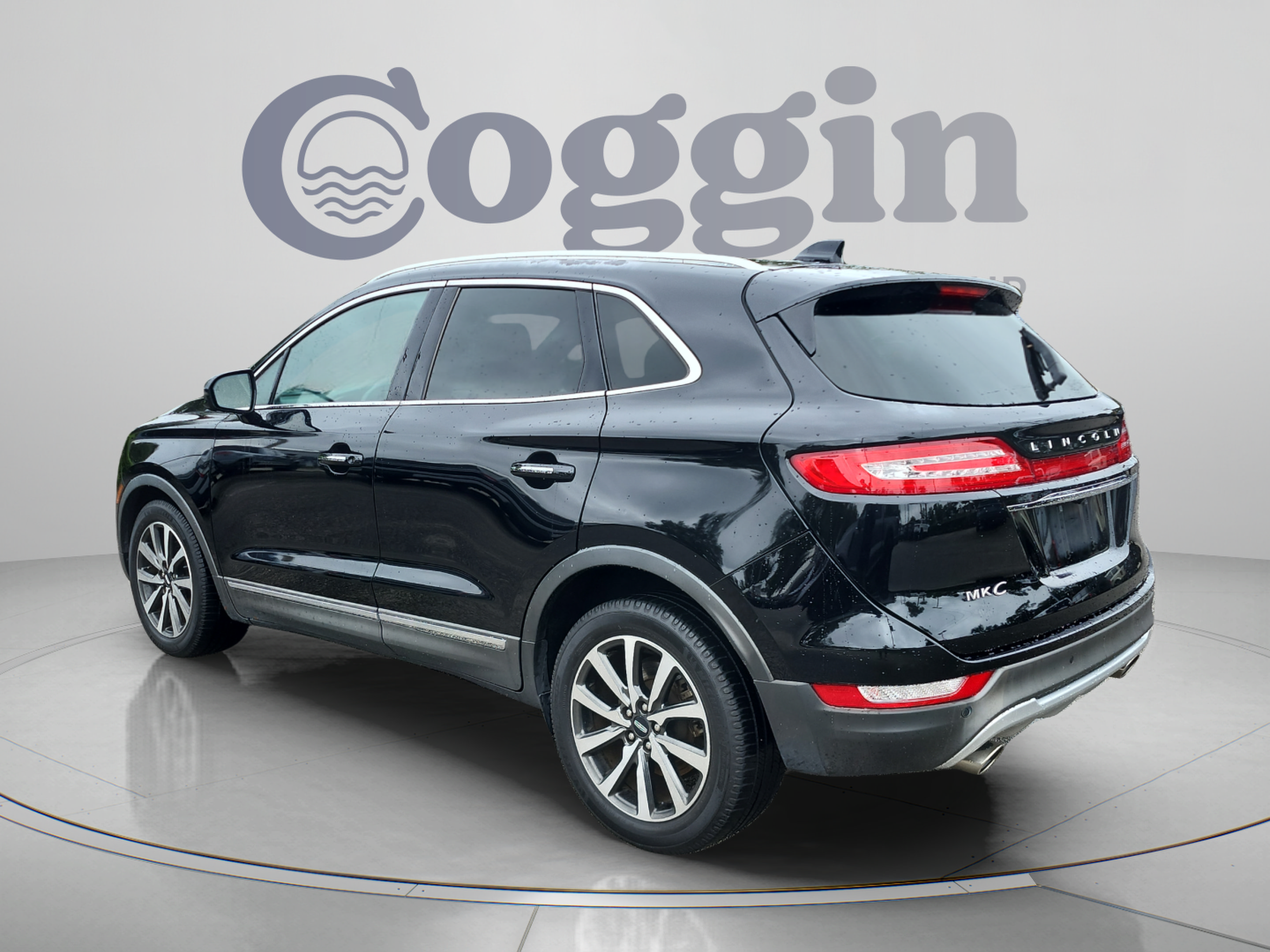 Used 2019 Lincoln MKC Reserve FWD image 3