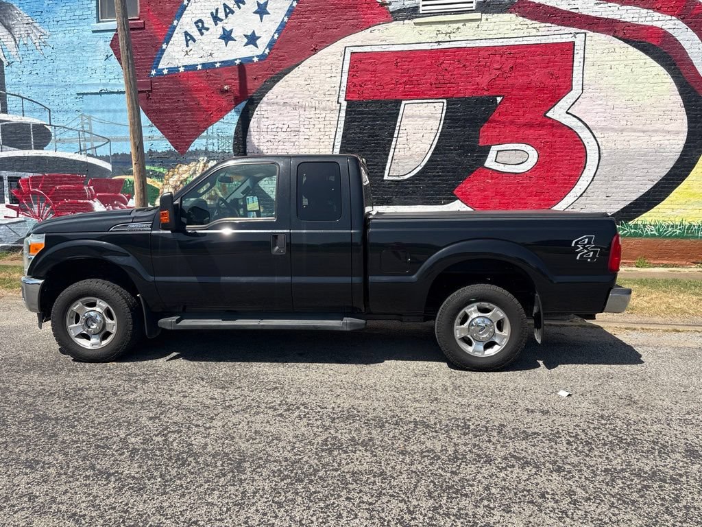 Used 2015 Ford F250 XLT w/ Camper Package AWD/4WD image 3