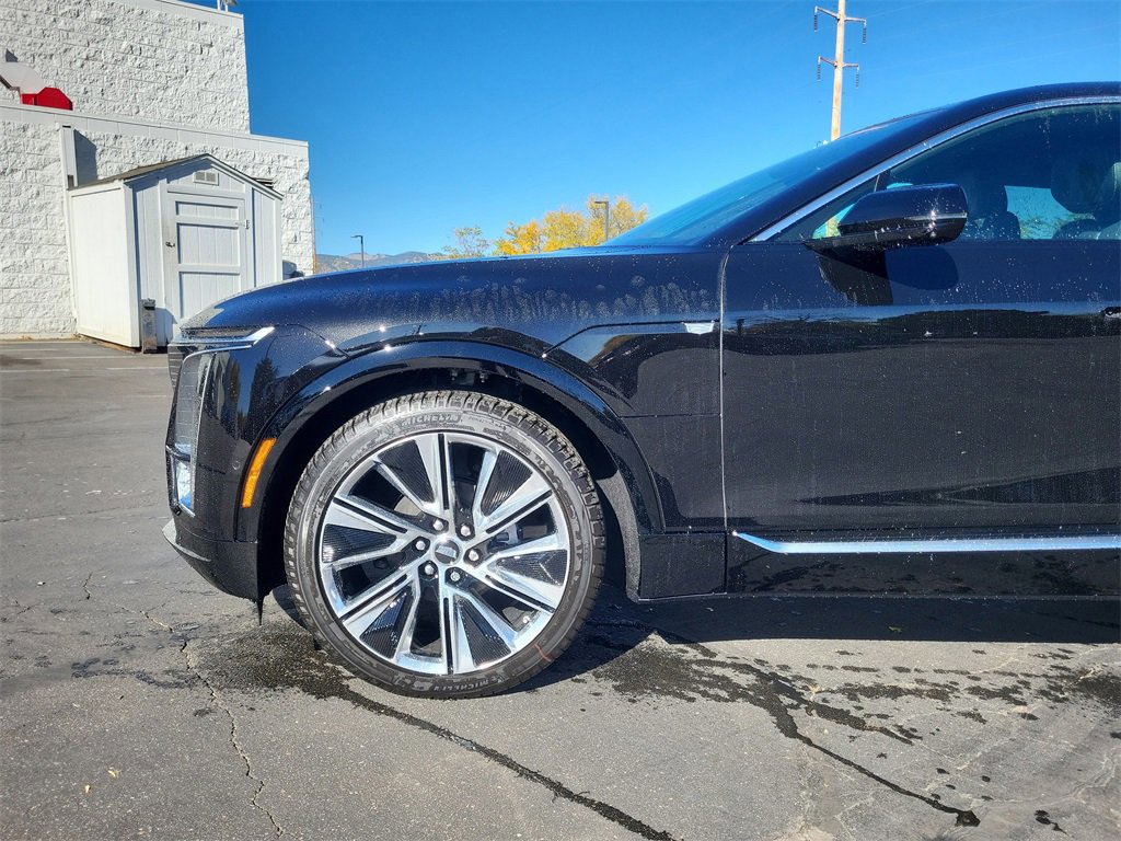New 2026 Cadillac Lyriq Signature Luxury image 6