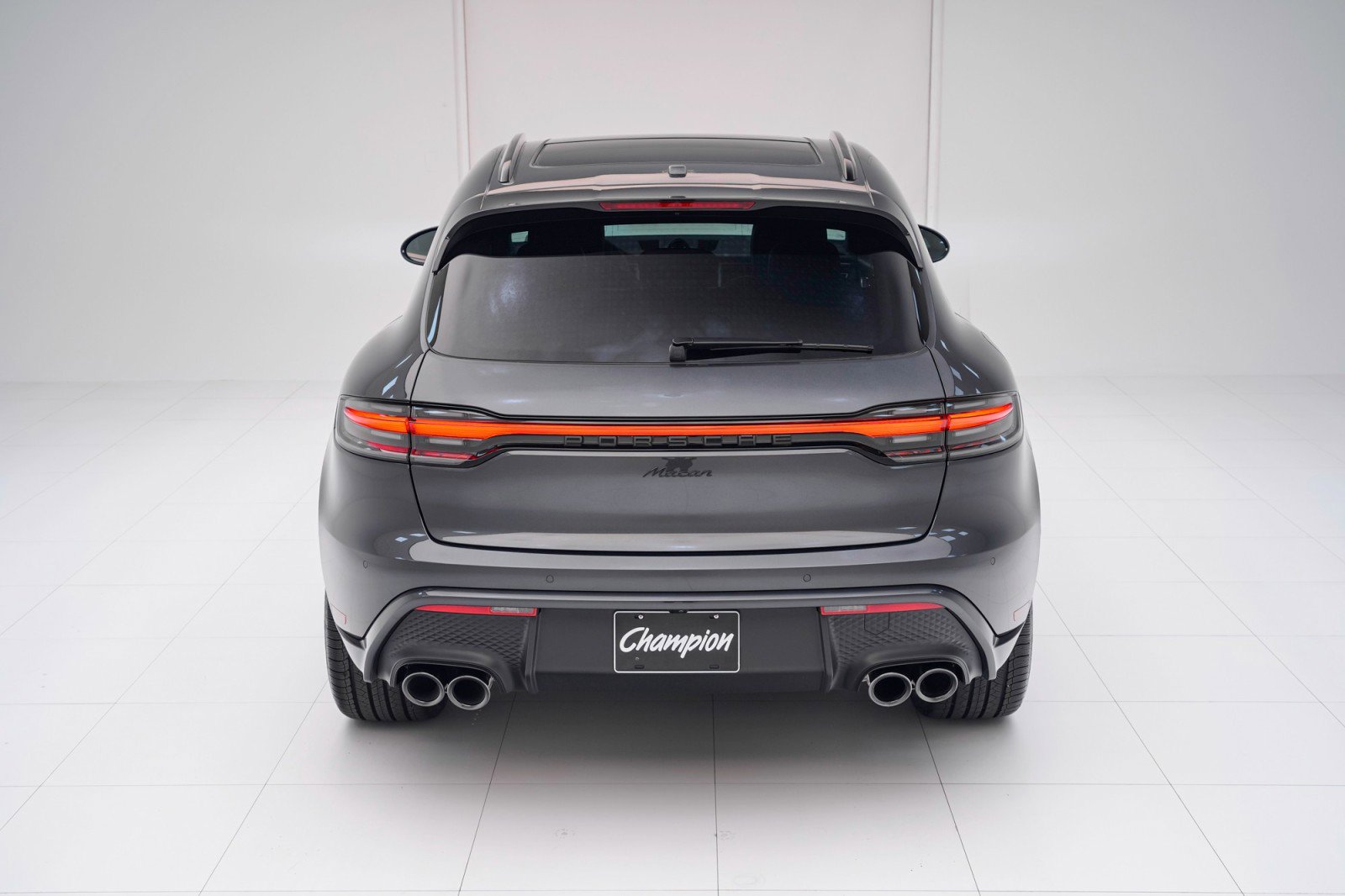 New 2026 Porsche Macan image 10