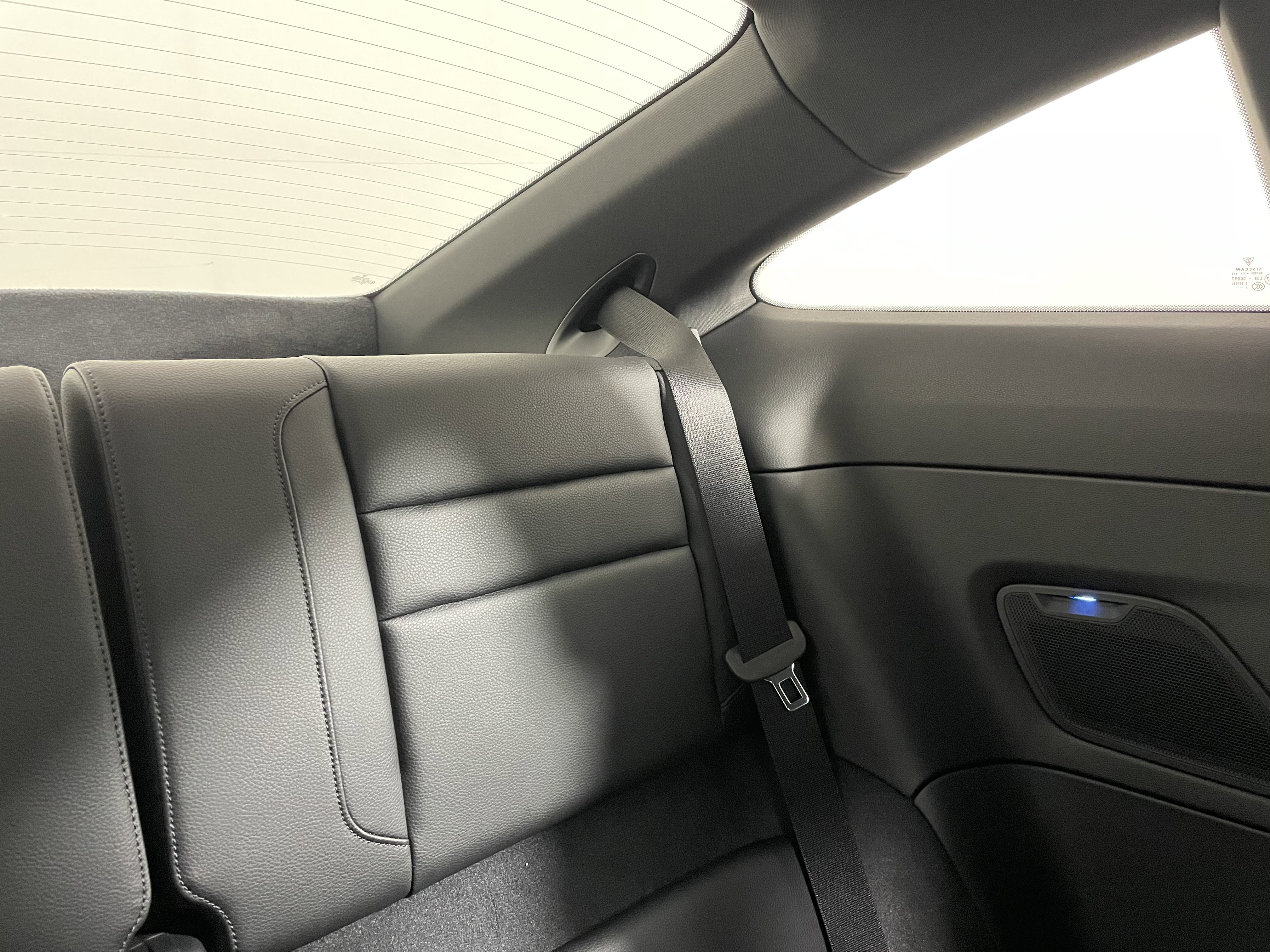 Used 2025 Porsche 911 Carrera image 17