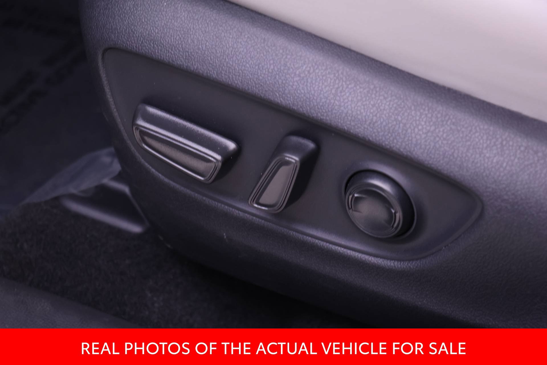 Certified 2025 Toyota RAV4 XLE Premium w/ Weather Package AWD/4WD image 15