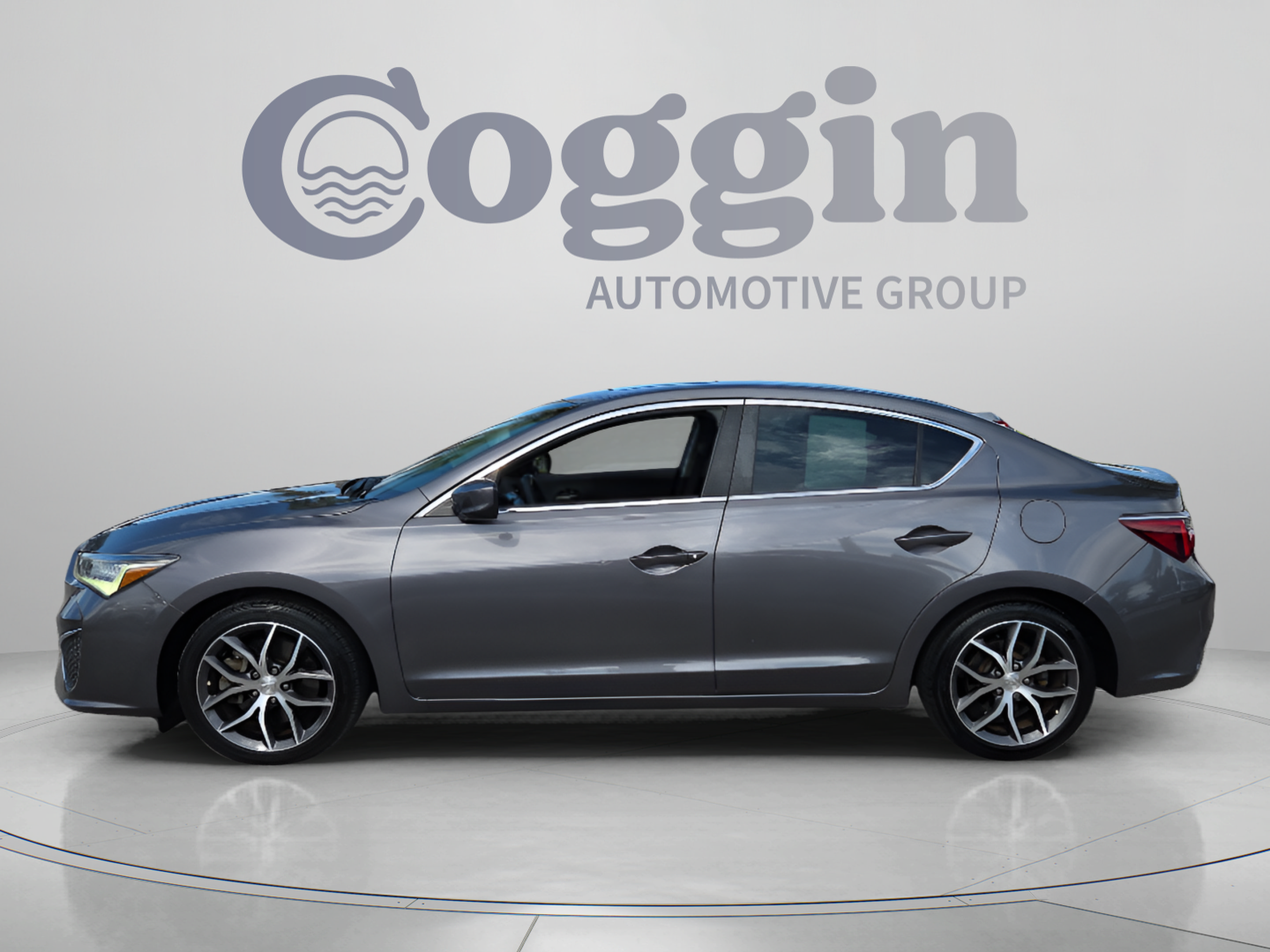 Used 2020 Acura ILX FWD image 2