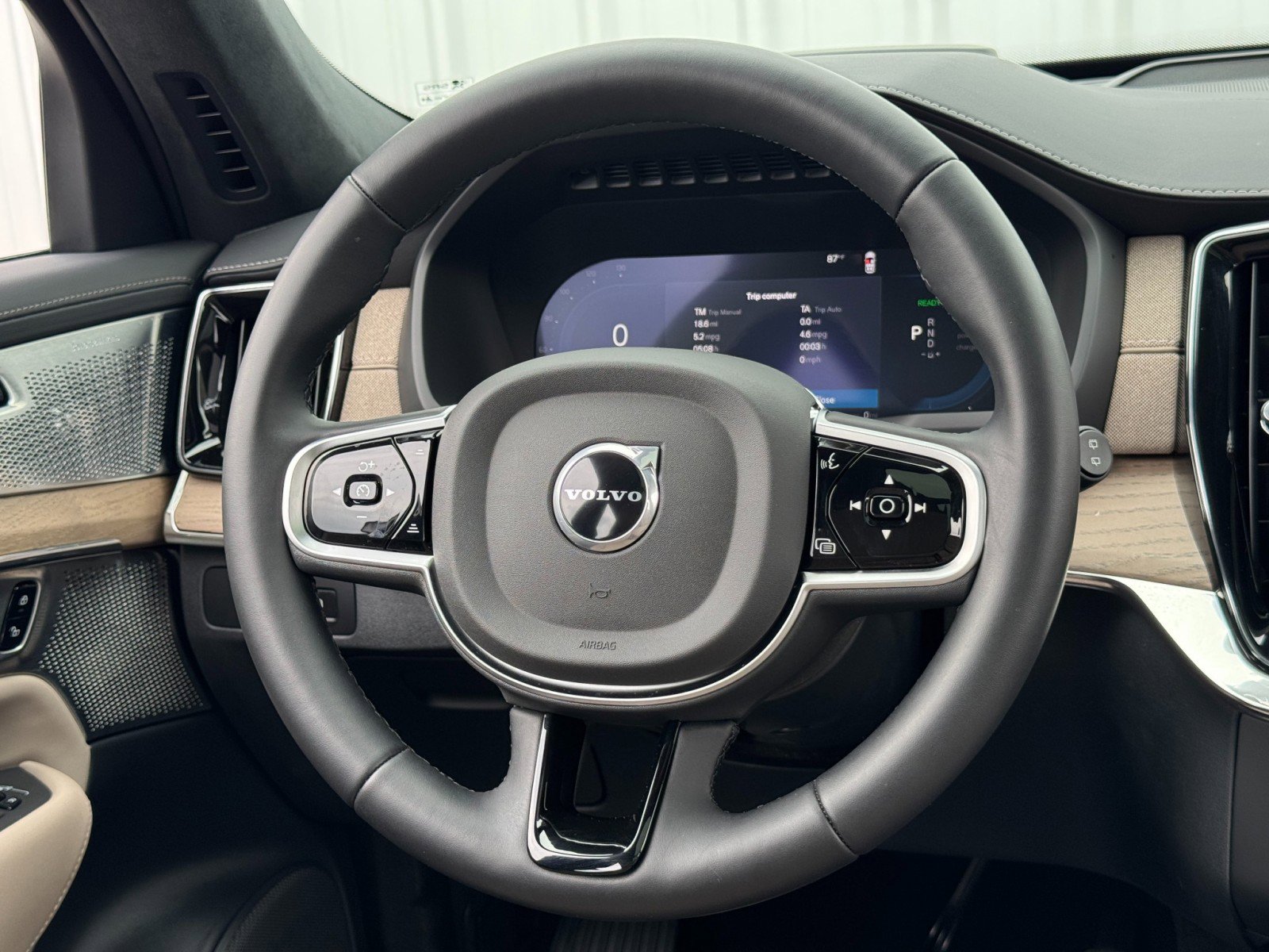 Used 2025 Volvo XC90 T8 Ultra image 20