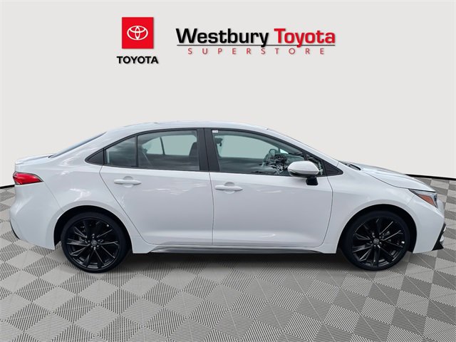 Used 2024 Toyota Corolla SE image 6