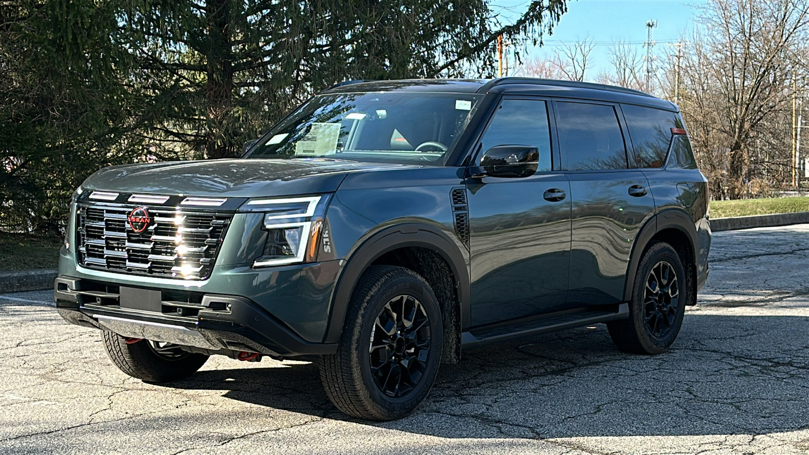 New 2026 Nissan Armada PRO-4X w/ Captain's Chari Seat Package AWD/4WD image 2