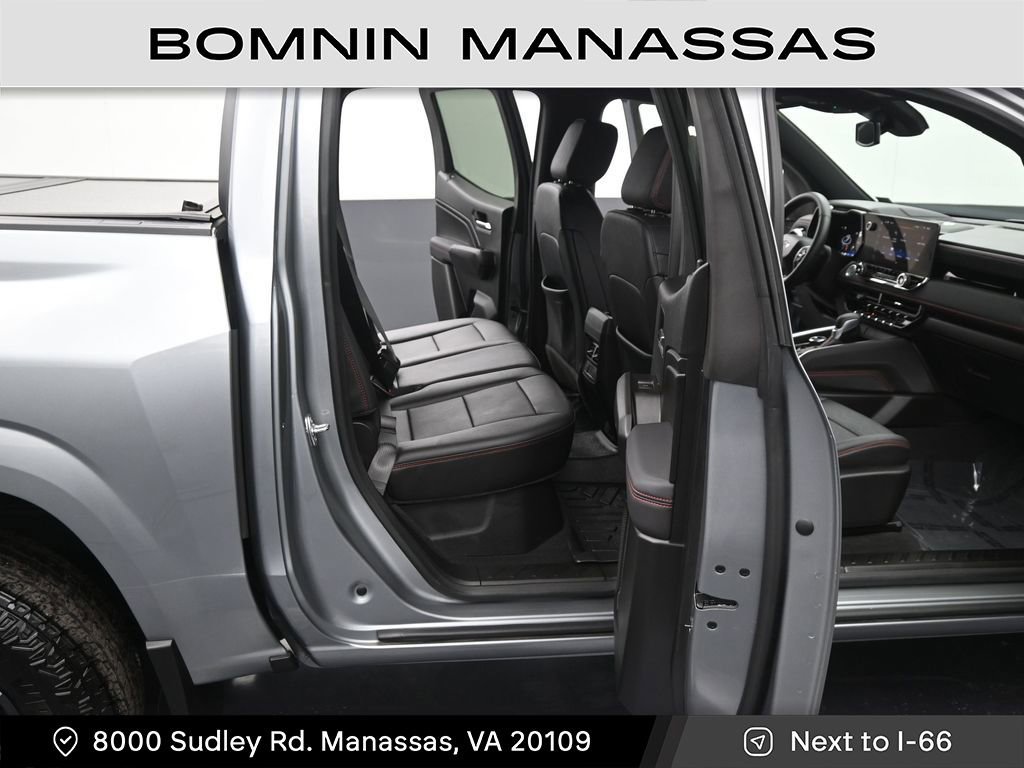 Used 2024 Chevrolet Colorado Z71 w/ Z71 Convenience Package 2 image 9