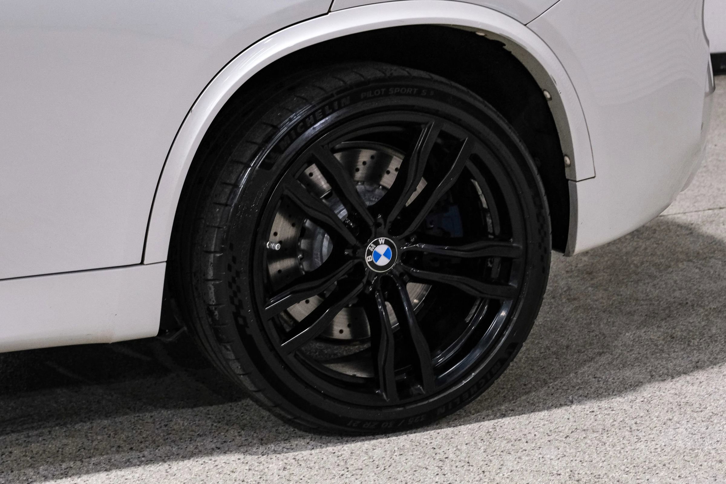 Used 2018 BMW X5 M image 61